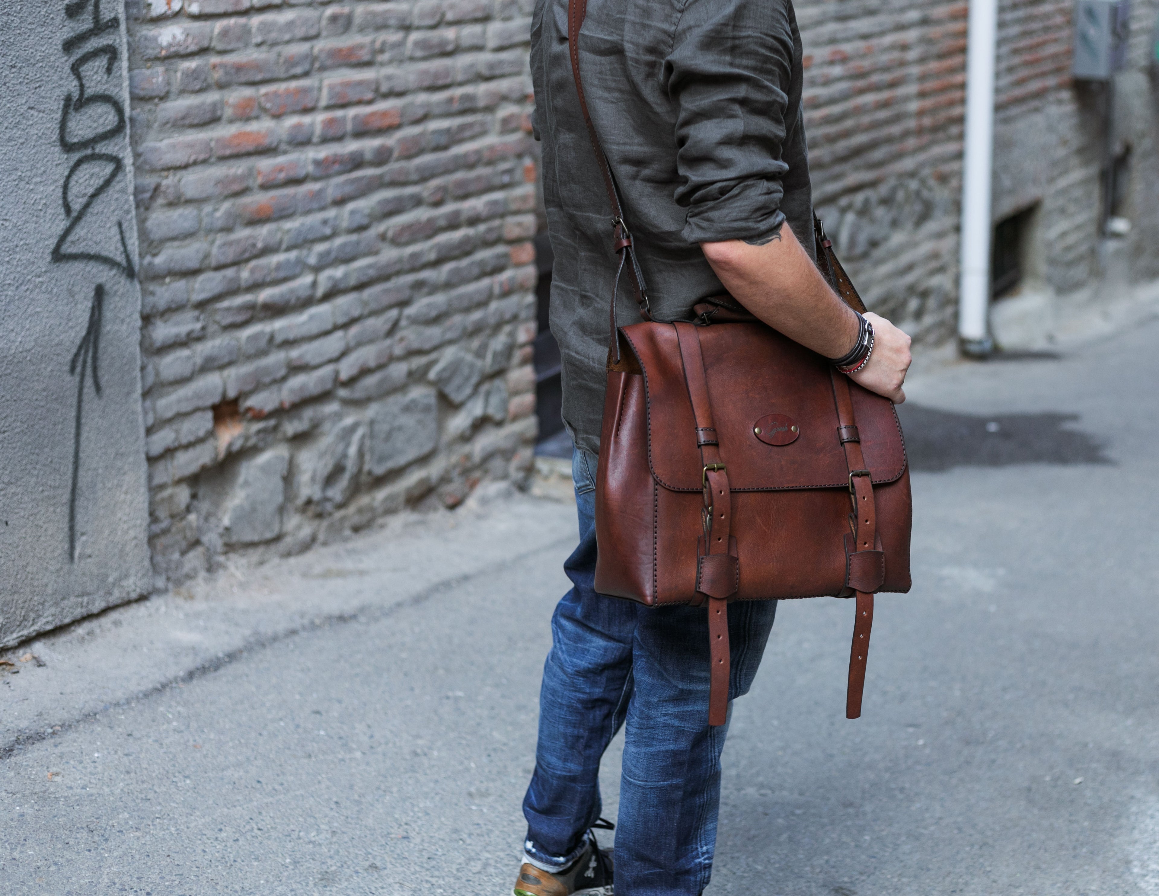 F-134 | ტყავის ჩანთა/ satchel bag/ უნისექსი