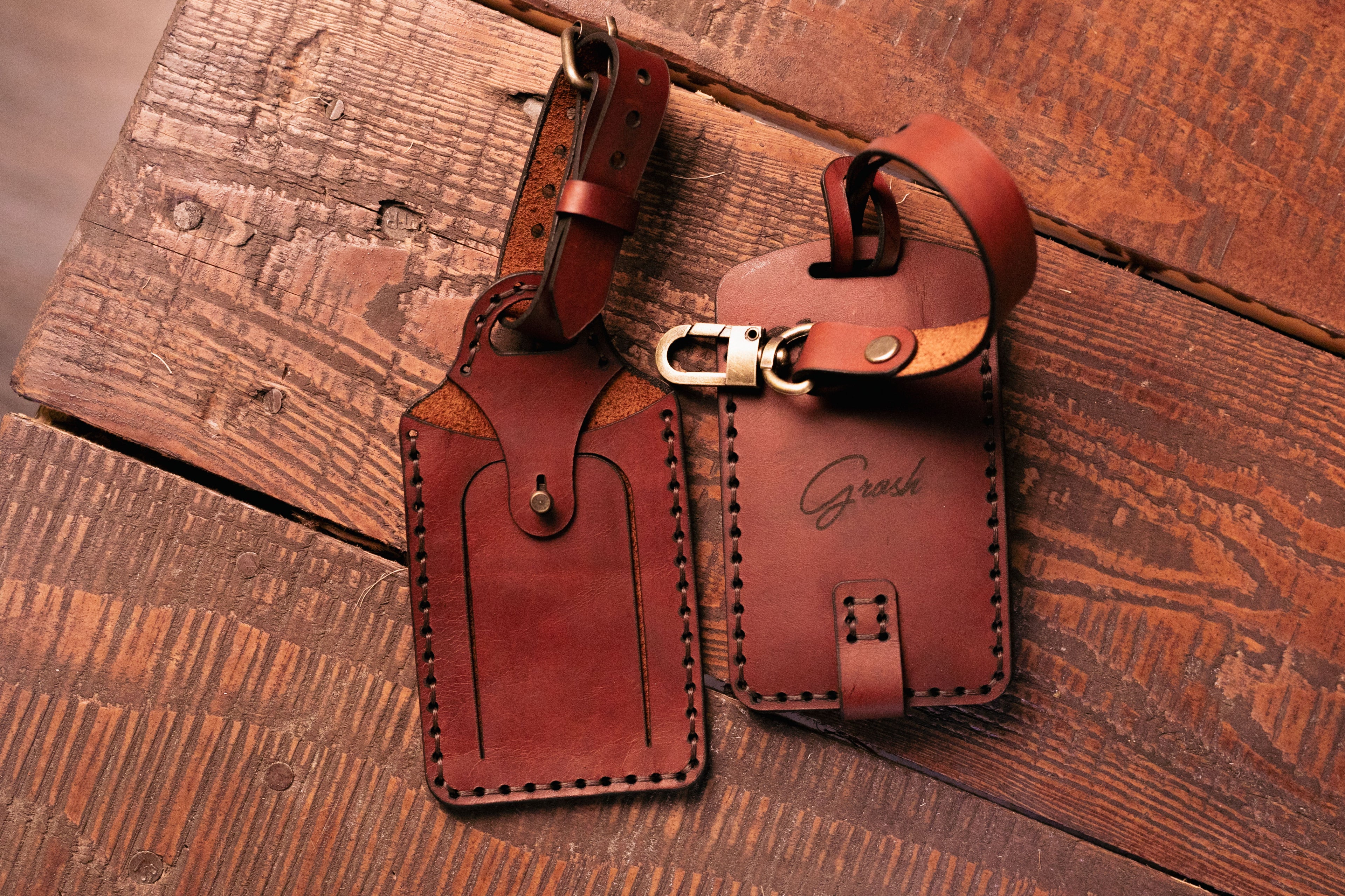 სამგზავრო ჩანთის ბეიჯი/(Luggage Tag)