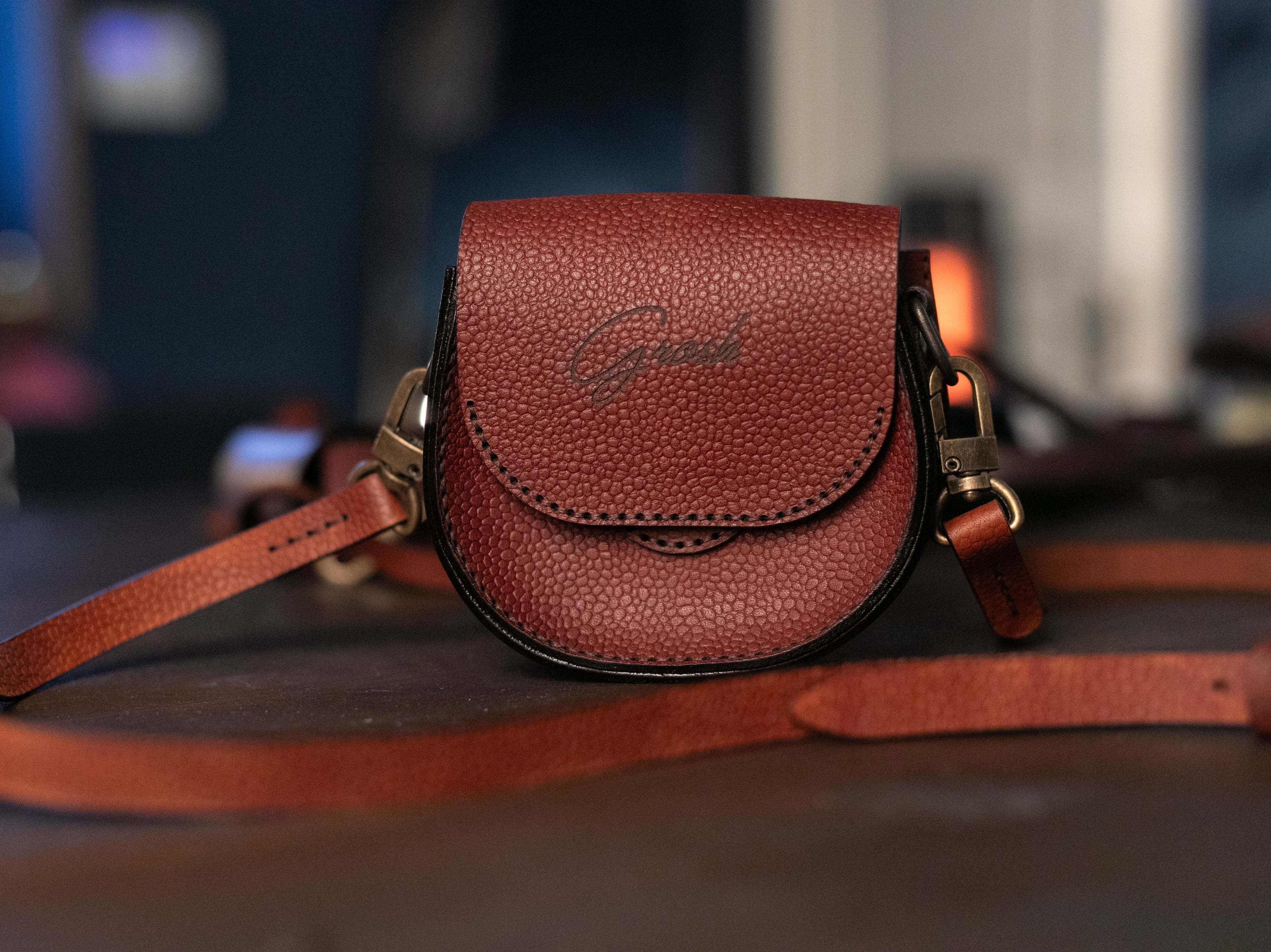F-133 | ტყავის mini ჩანთა/Crossbody /ქალი