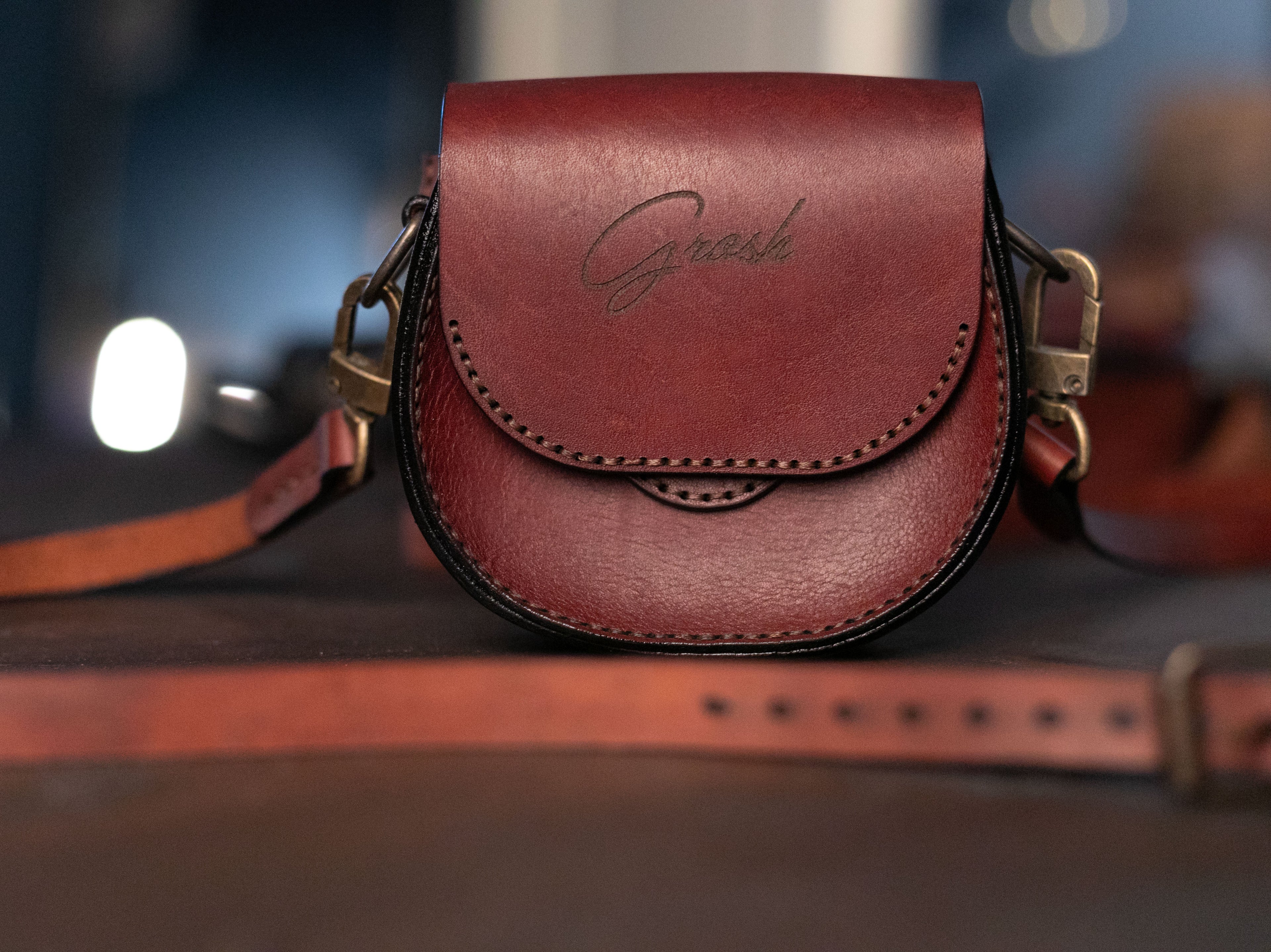 F-133 | ტყავის mini ჩანთა/Crossbody /ქალი
