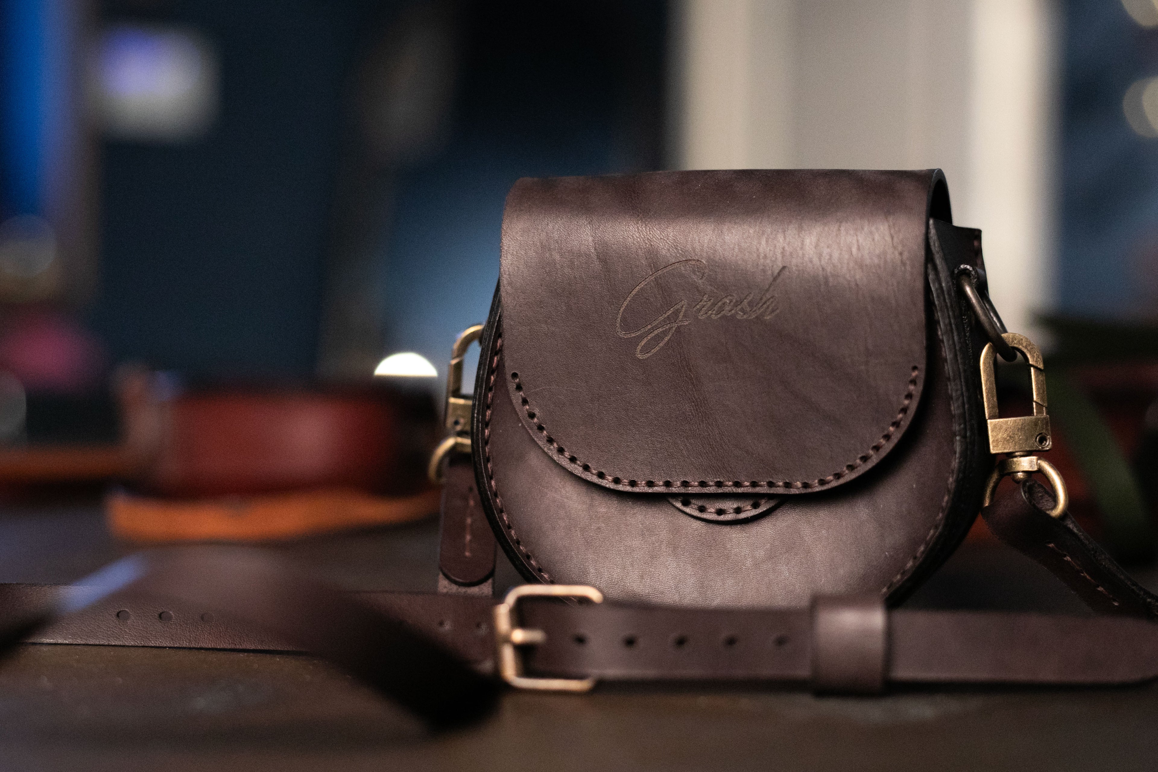 F-133 | ტყავის mini ჩანთა/Crossbody /ქალი