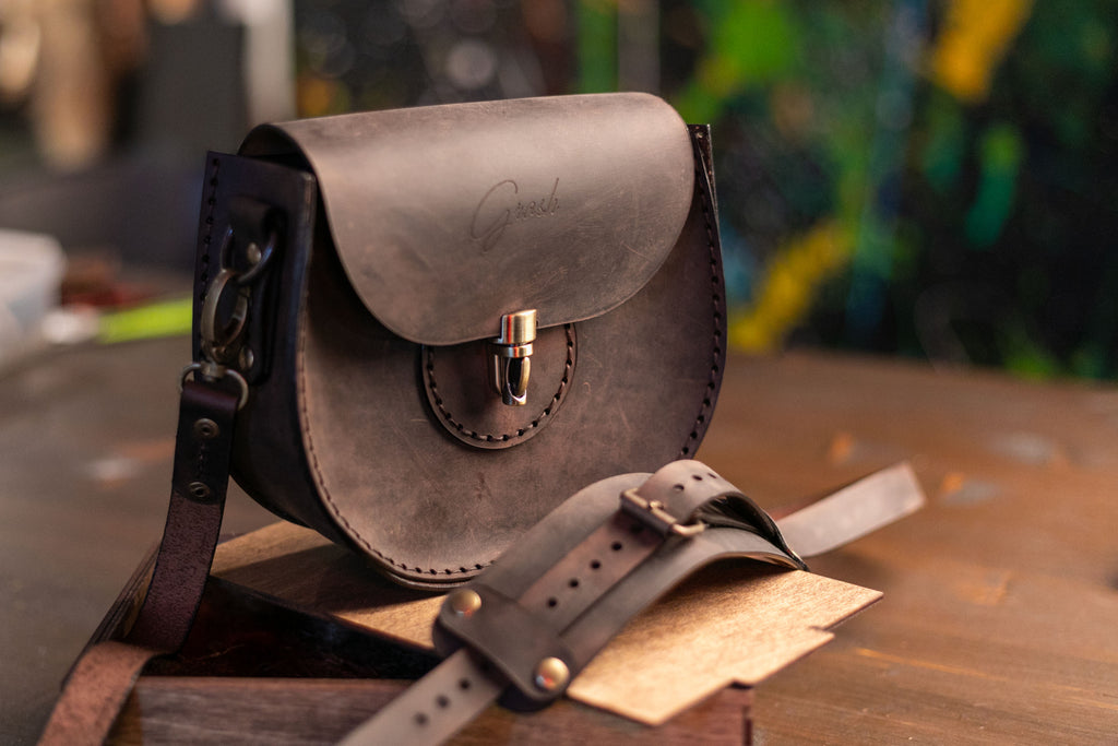 F-115 | ტყავის ჩანთა/Crossbody /ქალი