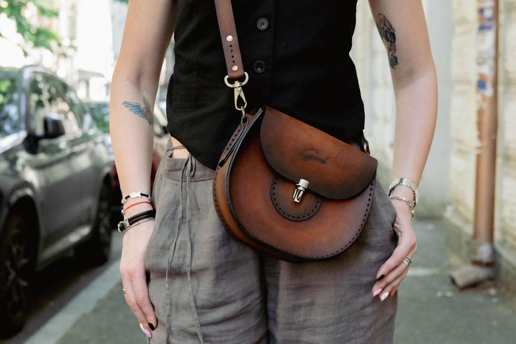 F-120 | ტყავის ჩანთა/Crossbody /ქალი