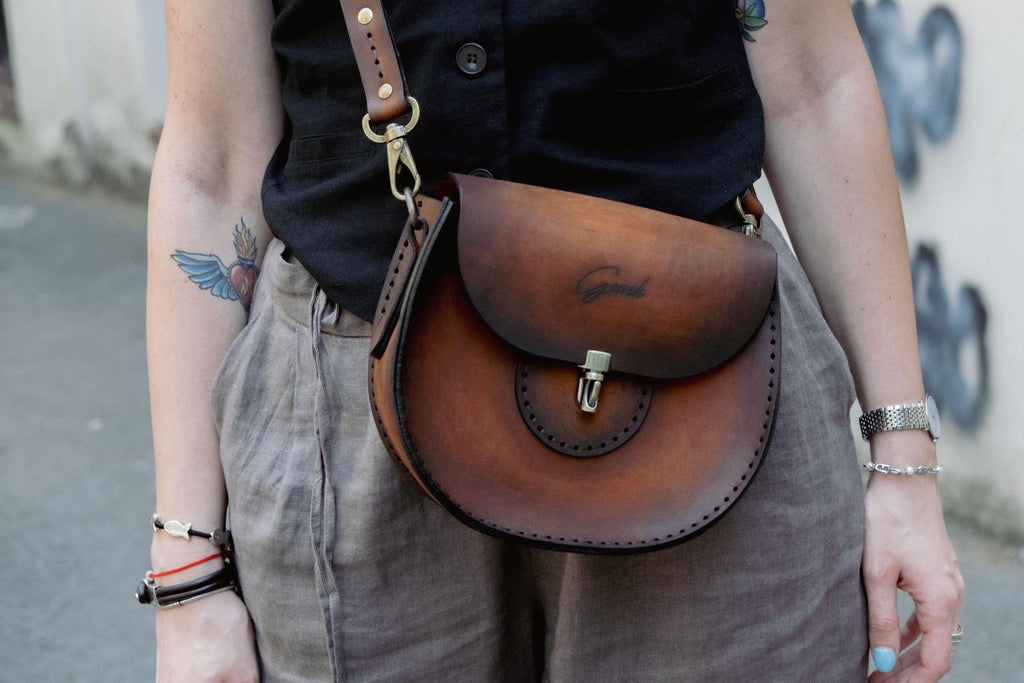 F-120 | ტყავის ჩანთა/Crossbody /ქალი