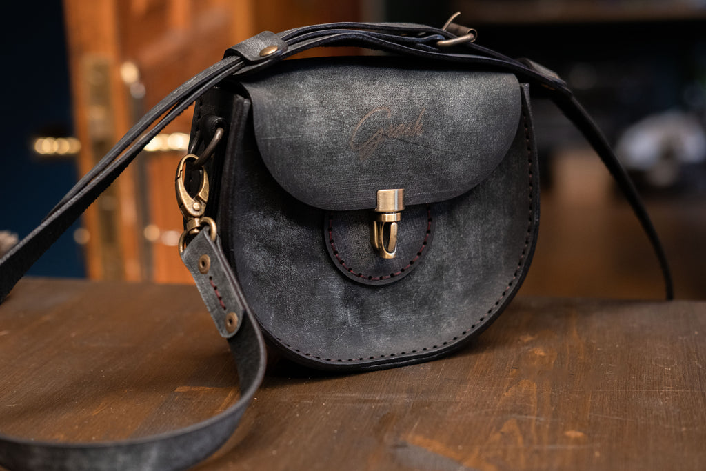 F-115 | ტყავის ჩანთა/Crossbody /ქალი