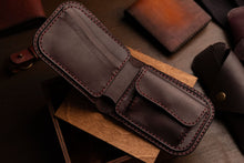 Load image into Gallery viewer, B-113 | კლასიკური Bi-fold საფულე სახურდით / კაცი
