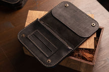 Load image into Gallery viewer, C-102 | სათუთუნე/ნატურალური ტყავი
