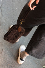 Load image into Gallery viewer, G-102 | ხელნაკეთი ჩანთა/crossbody/clutch
