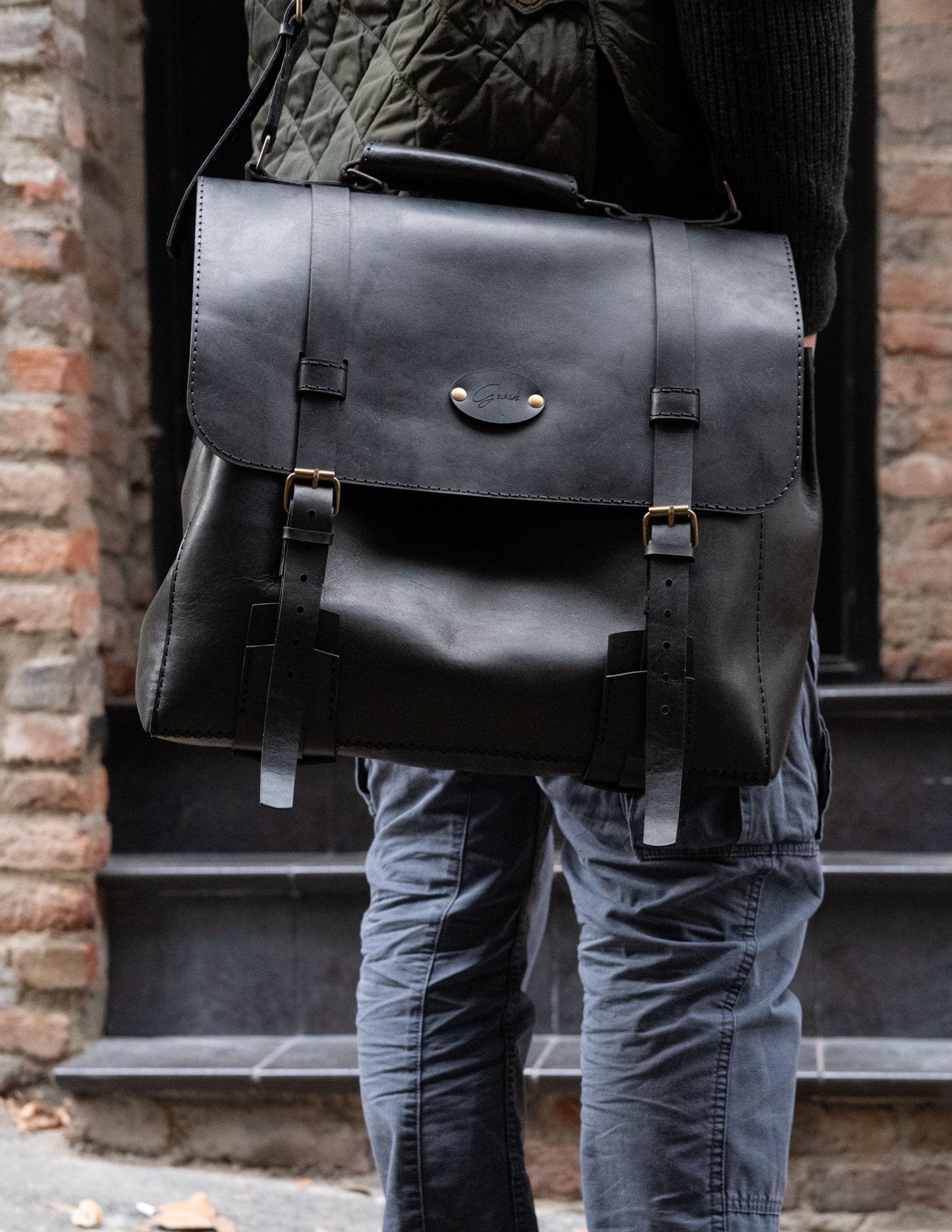 F-134 | ტყავის ჩანთა/ satchel bag/ უნისექსი