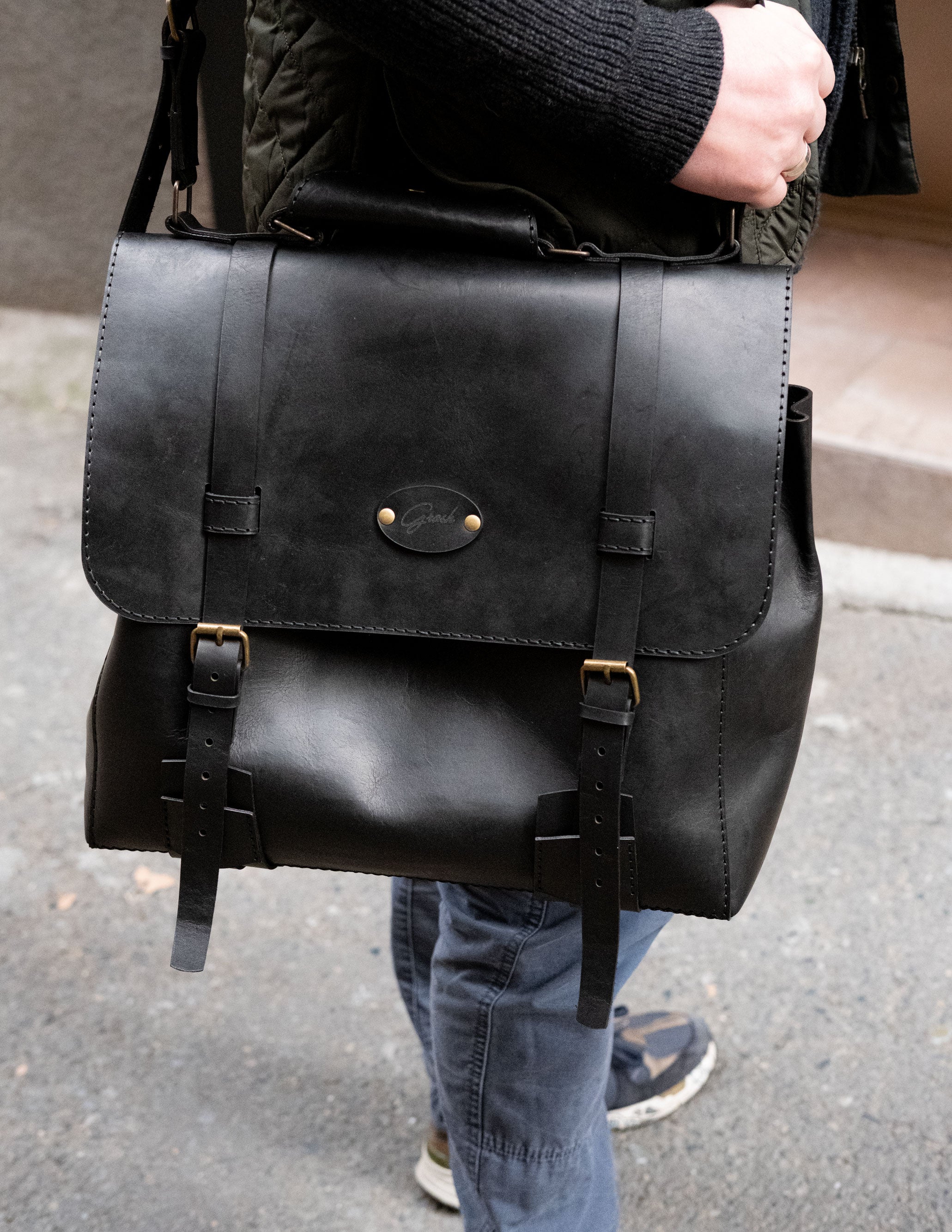 F-134 | ტყავის ჩანთა/ satchel bag/ უნისექსი