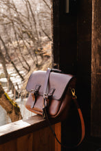 Load image into Gallery viewer, F-139 | ტყავის ჩანთა ლეპტოპისთვის /უნისექსი
