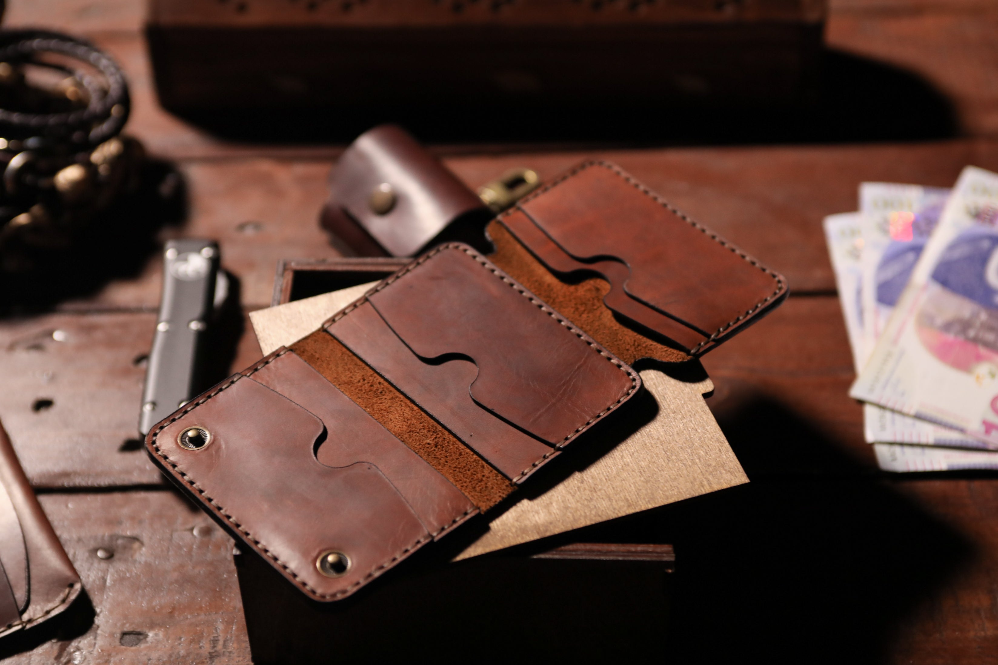 საფულე Tri-fold - (P-125)