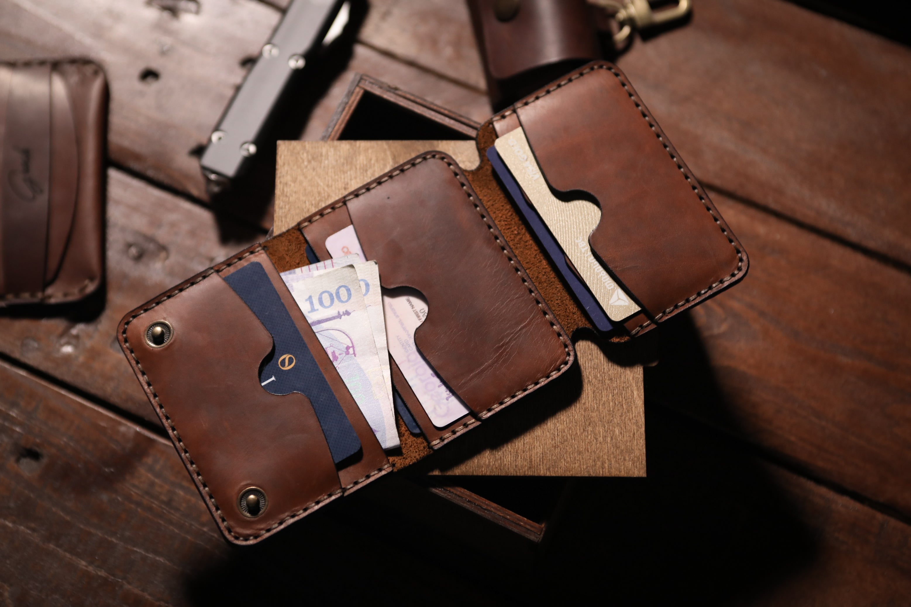 საფულე Tri-fold - (P-125)