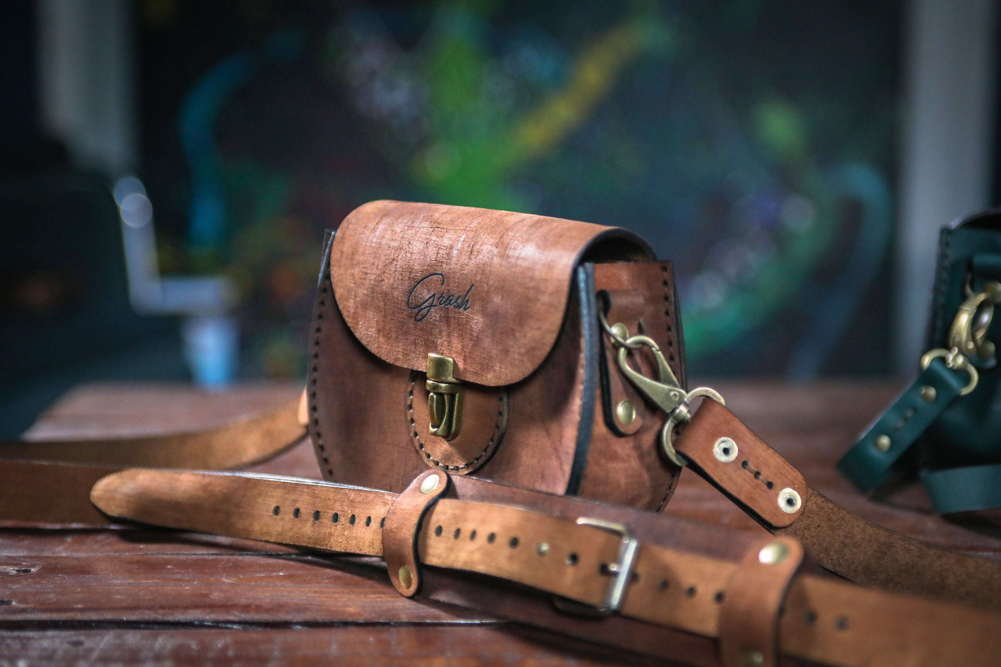 F-115 | ტყავის ჩანთა/Crossbody /ქალი