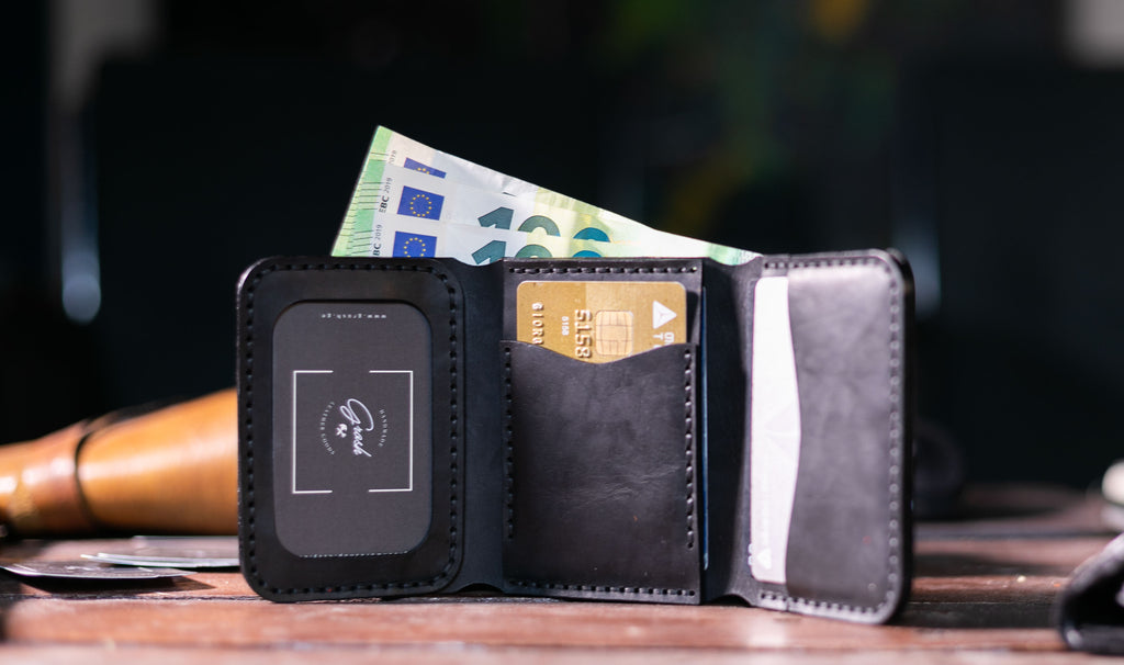 საფულე Tri-fold - (P-122)