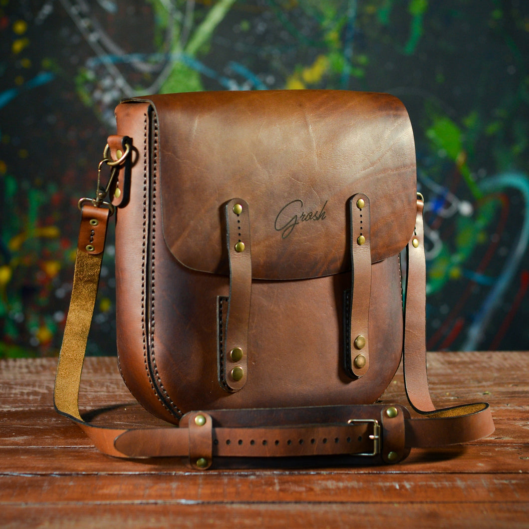 F-108 | ტყავის crossbody ჩანთა