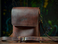 F-107 | ტყავის ჩანთა/Crossbody (Size L)